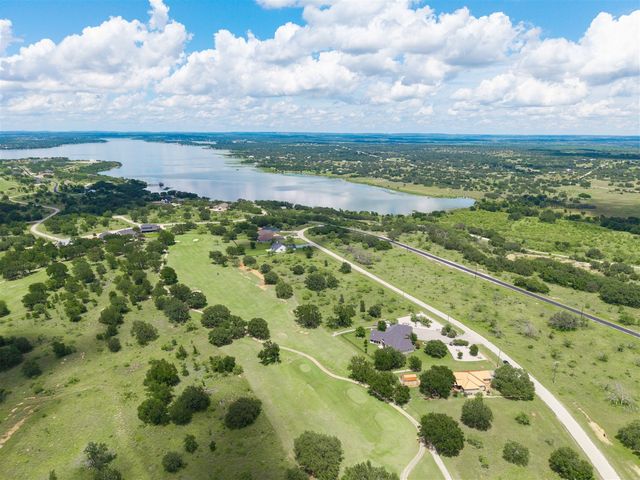 7530 Safe Harbor DR, Brownwood, TX 76801