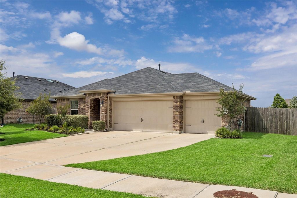8719 Jamison Drive, Rosenberg, TX 77469