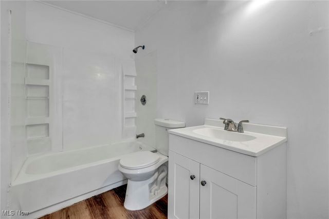 883 Kickapoo Avenue, Akron, OH 44305