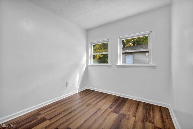 883 Kickapoo Avenue, Akron, OH 44305