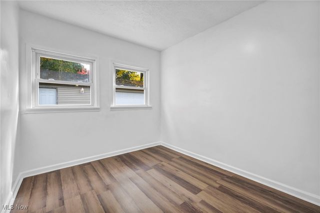 883 Kickapoo Avenue, Akron, OH 44305