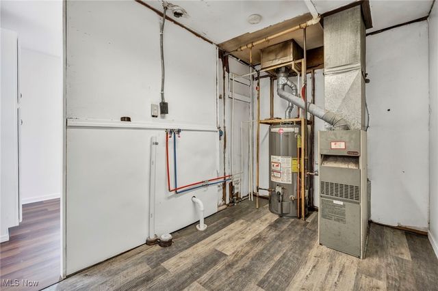 883 Kickapoo Avenue, Akron, OH 44305