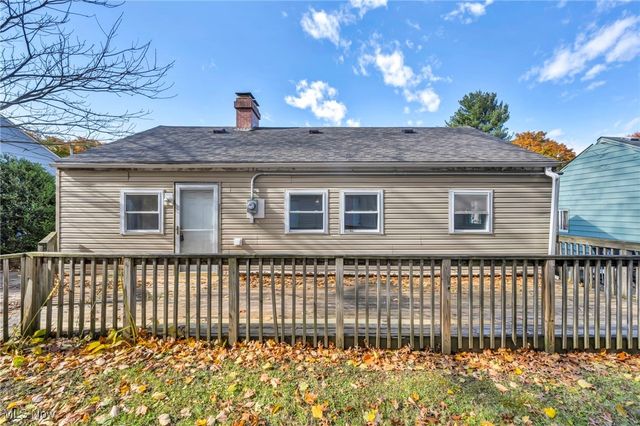 883 Kickapoo Avenue, Akron, OH 44305