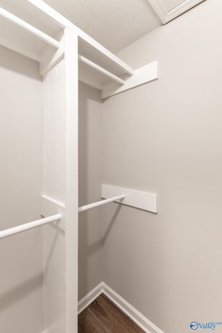 2043 Woodlawn Drive SW 2043, Huntsville, AL 35802