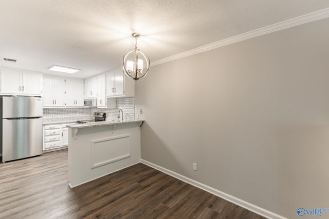 2043 Woodlawn Drive SW 2043, Huntsville, AL 35802