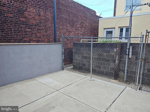 2958 LIVINGSTON ST, Philadelphia, PA 19134