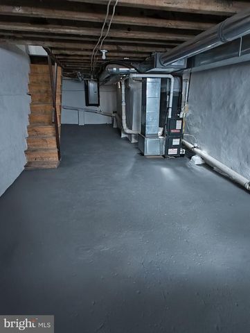 2958 LIVINGSTON ST, Philadelphia, PA 19134