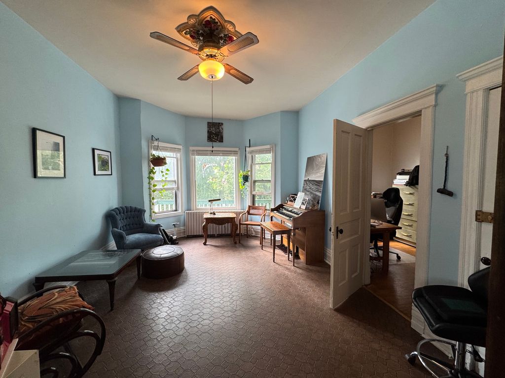 3933 N Ravenswood Avenue, Chicago, IL 60613 — photo 3