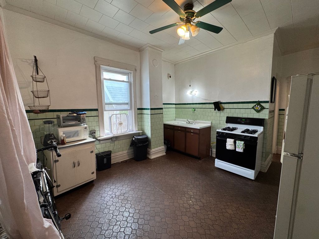 3933 N Ravenswood Avenue, Chicago, IL 60613 — photo 5