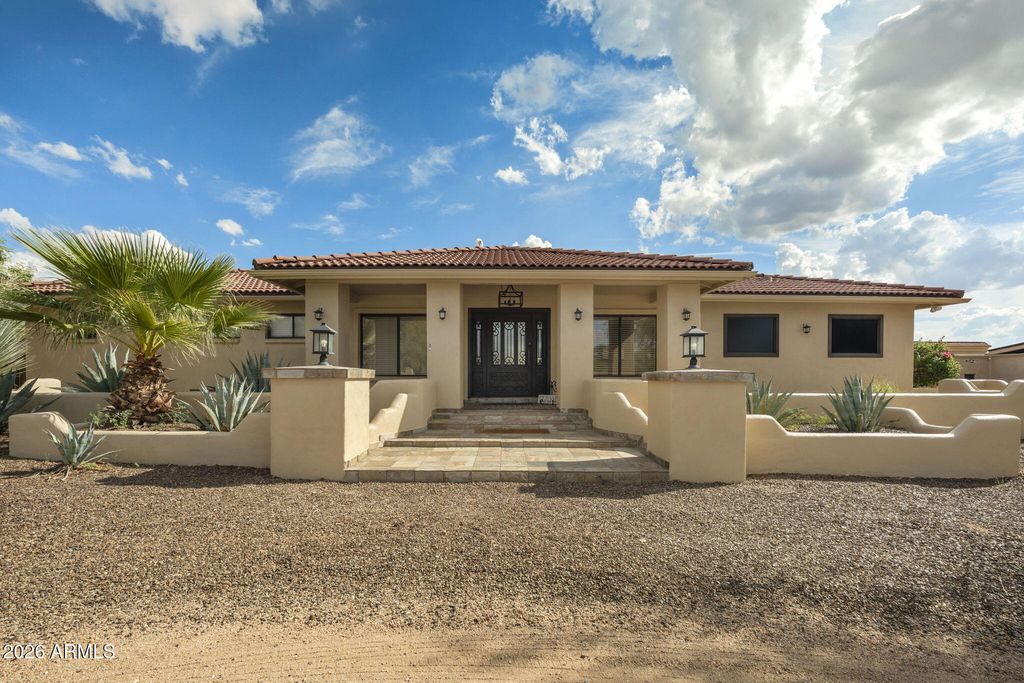 6835 E PEAK VIEW Road, Scottsdale, AZ 85266 — photo 2