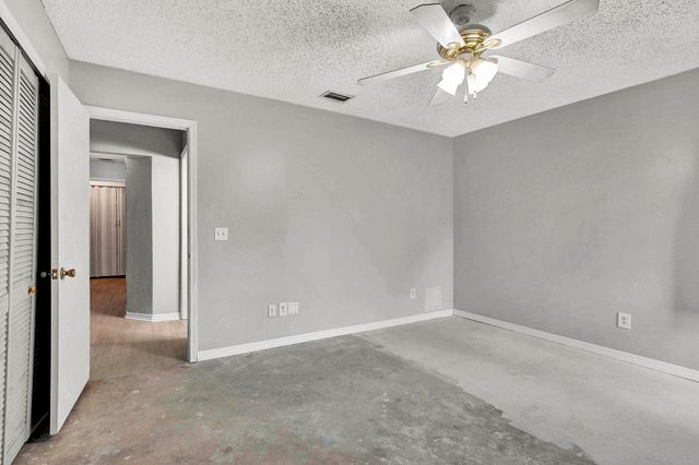 8160 Fort Lee Trl, Jacksonville, FL 32244