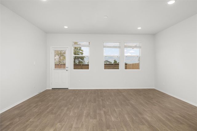 133 Varner WAY, Maxwell, TX 78656