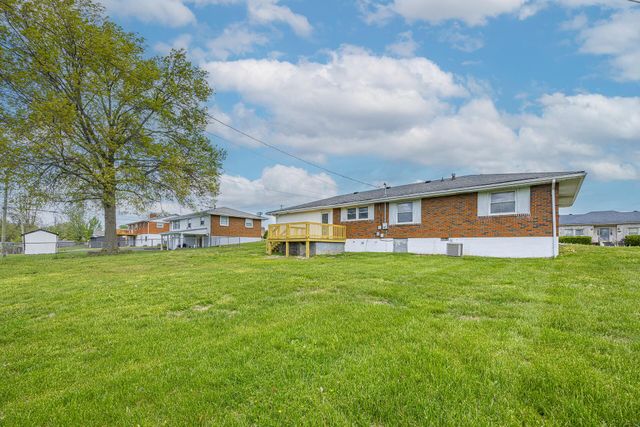 302 Robin Road, Paris, KY 40361