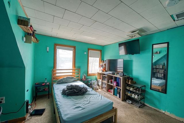 22 Ocean Ave, Hanson, MA 02341