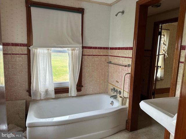 4847 HOMEVILLE RD, Cochranville, PA 19330