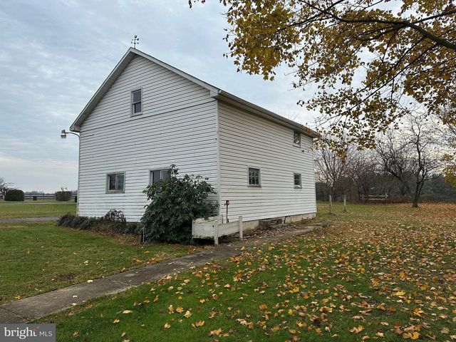 4847 HOMEVILLE RD, Cochranville, PA 19330