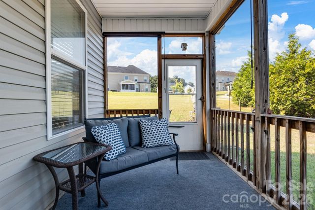 494 Cherry Blossom Avenue NW, Concord, NC 28027