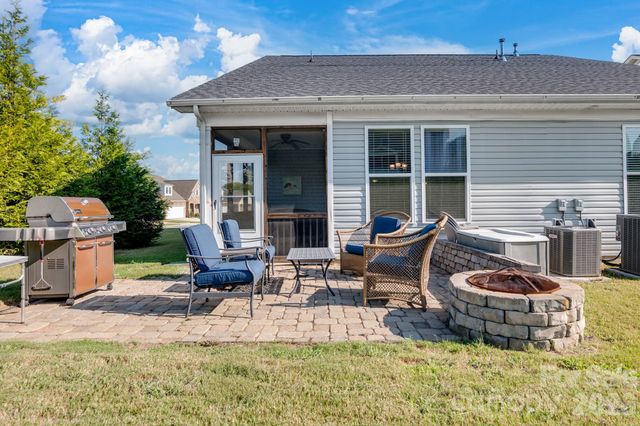 494 Cherry Blossom Avenue NW, Concord, NC 28027