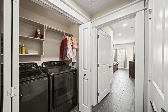 5224 Nett Street A, Houston, TX 77007