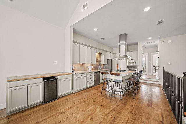 5224 Nett Street A, Houston, TX 77007