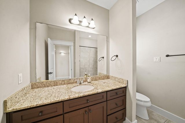 5224 Nett Street A, Houston, TX 77007