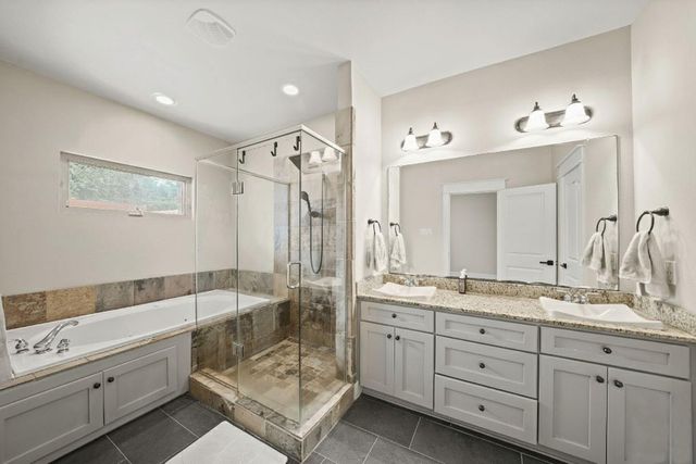 5224 Nett Street A, Houston, TX 77007