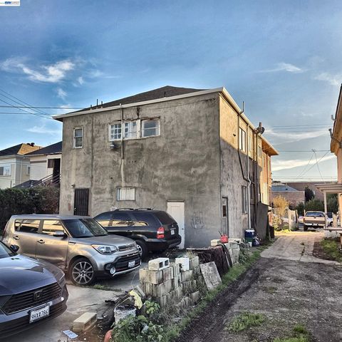 708 30Th St, Oakland, CA 94609