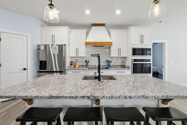 9264 Ridge Road, Navarre, FL 32566