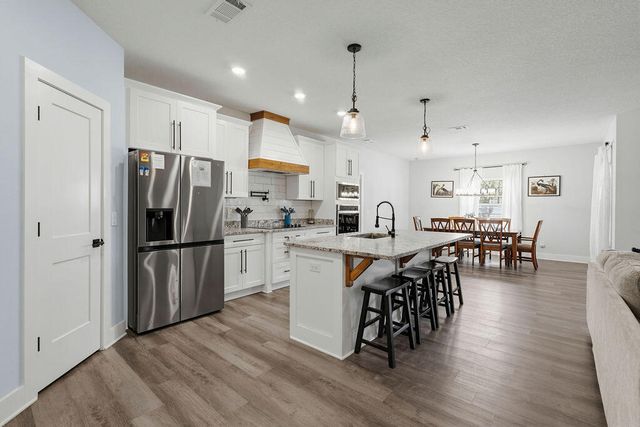 9264 Ridge Road, Navarre, FL 32566