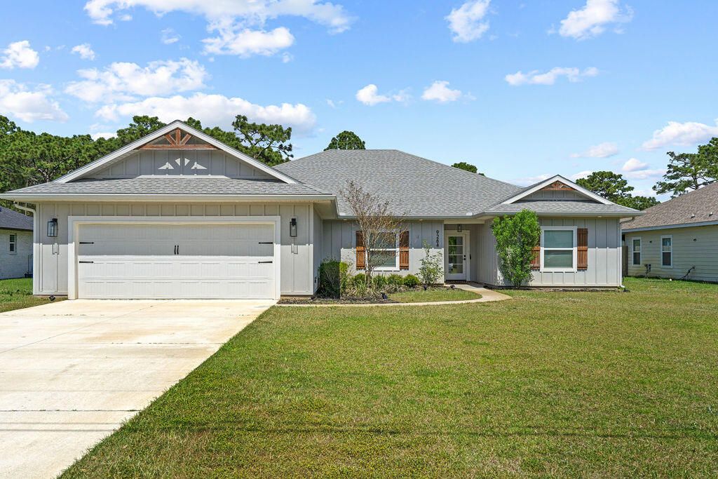 9264 Ridge Road, Navarre, FL 32566