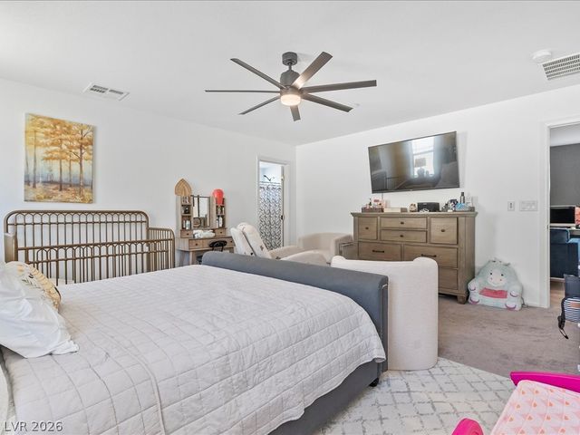 6082 Rose Springs Avenue, Las Vegas, NV 89130