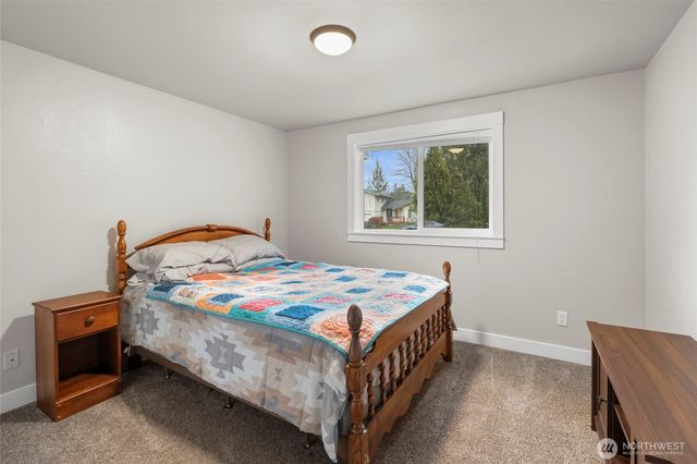 6119 Winnwood Loop SE, Olympia, WA 98513