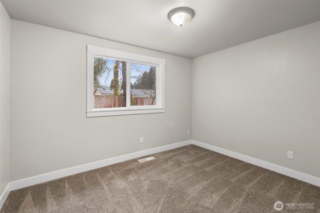 6119 Winnwood Loop SE, Olympia, WA 98513