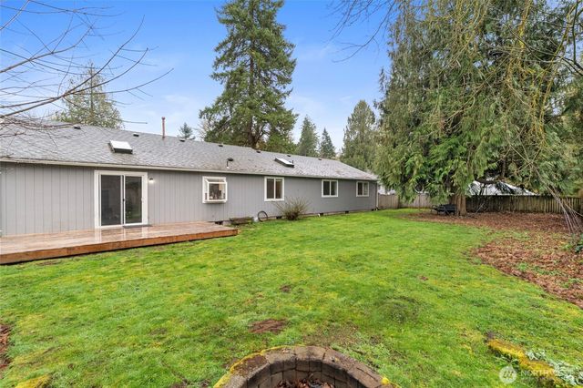 6119 Winnwood Loop SE, Olympia, WA 98513