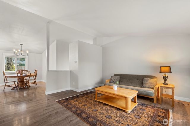 6119 Winnwood Loop SE, Olympia, WA 98513