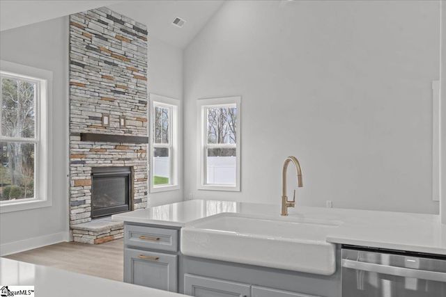 200 Kayfield Farms Drive, Anderson, SC 29621