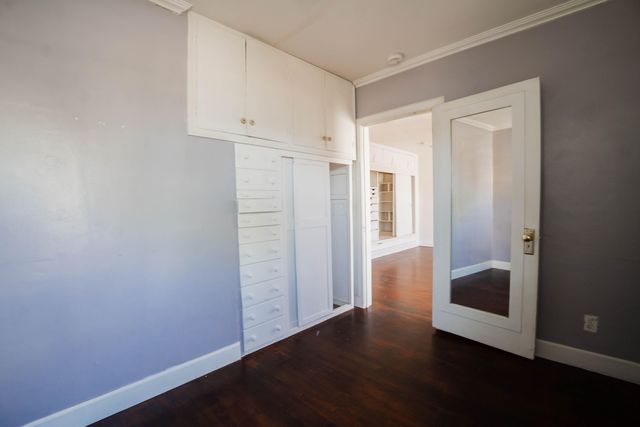 895 E Cross Avenue, Tulare, CA 93274
