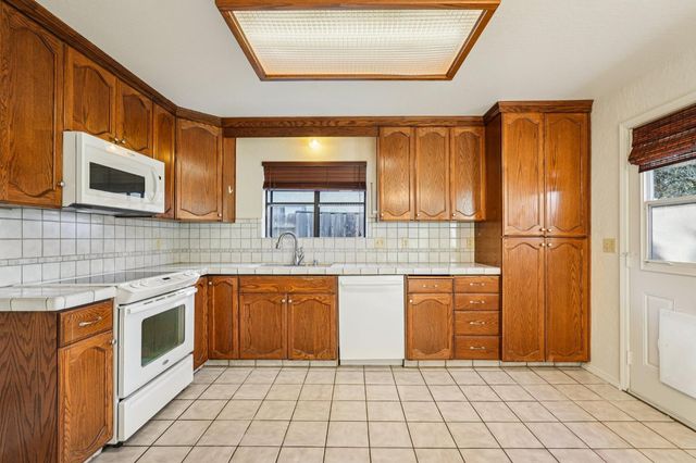 330 Finch Run, Lodi, CA 95240