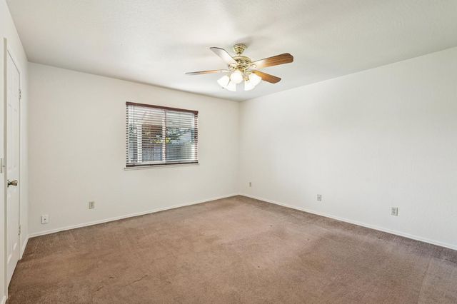 330 Finch Run, Lodi, CA 95240