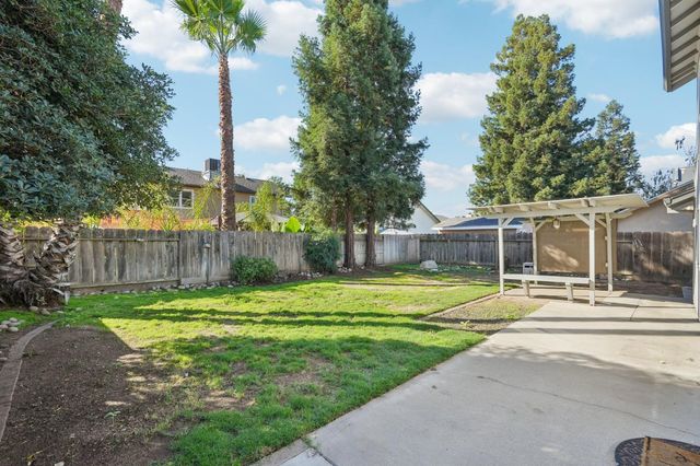 330 Finch Run, Lodi, CA 95240