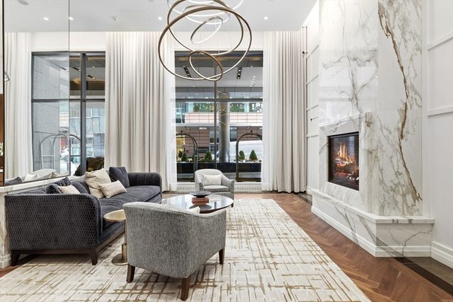 1 Avery St 17F, Boston, MA 02111