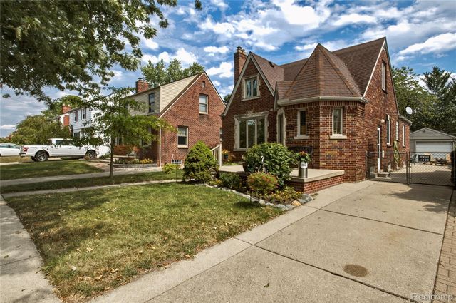 442 N Melborn Street, Dearborn, MI 48128