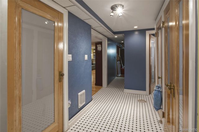 442 N Melborn Street, Dearborn, MI 48128