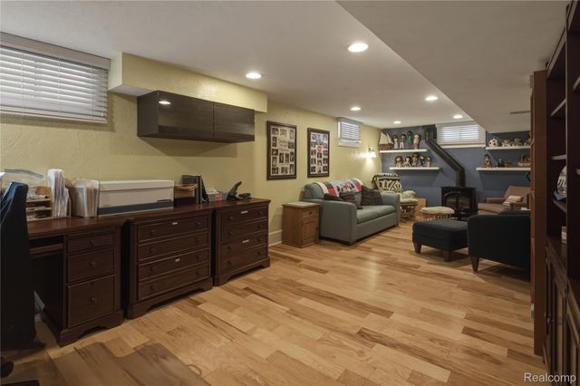 442 N Melborn Street, Dearborn, MI 48128