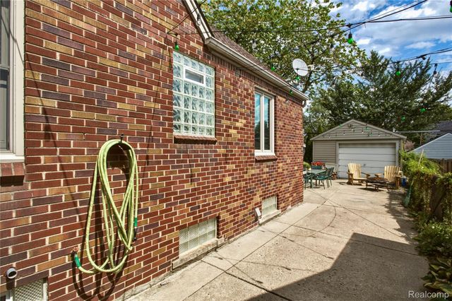 442 N Melborn Street, Dearborn, MI 48128