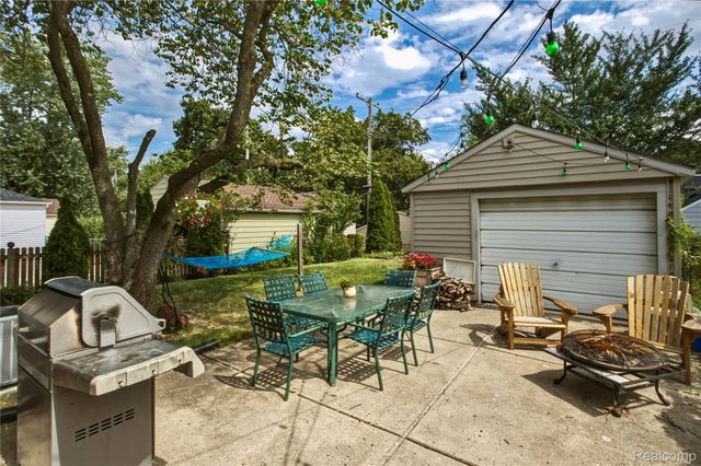 442 N Melborn Street, Dearborn, MI 48128