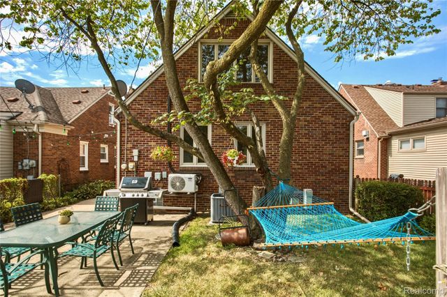 442 N Melborn Street, Dearborn, MI 48128