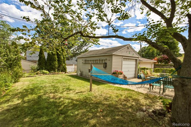 442 N Melborn Street, Dearborn, MI 48128