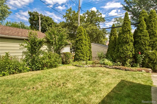 442 N Melborn Street, Dearborn, MI 48128