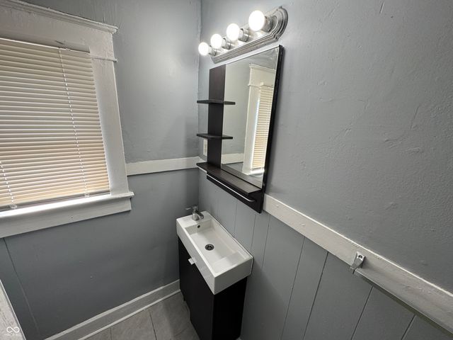 1515 E Michigan Street, Indianapolis, IN 46201